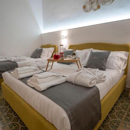 باري Dimora Fantasia Charme B&B المظهر الخارجي الصورة